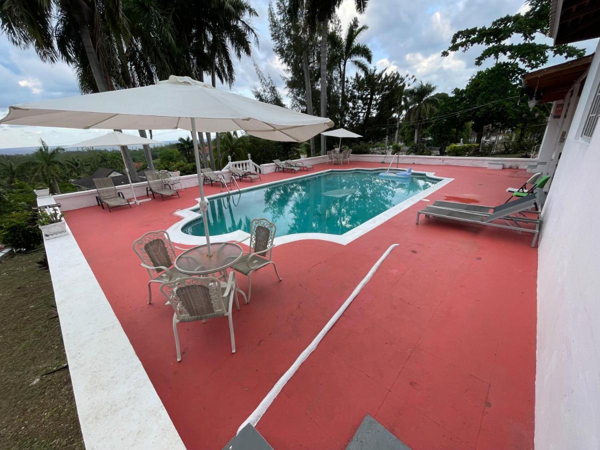 The Lodge @ Peaceful Palms Montego Bay Ngoại thất bức ảnh