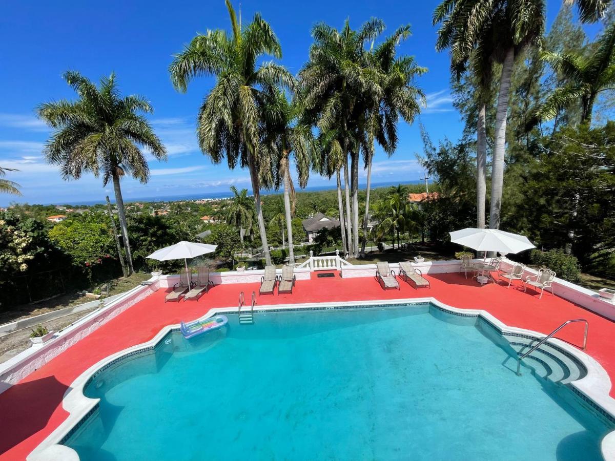 The Lodge @ Peaceful Palms Montego Bay Ngoại thất bức ảnh