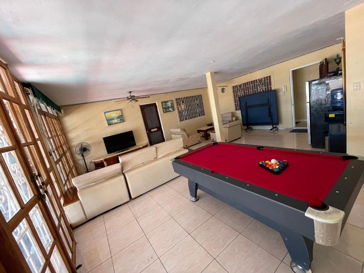 The Lodge @ Peaceful Palms Montego Bay Ngoại thất bức ảnh